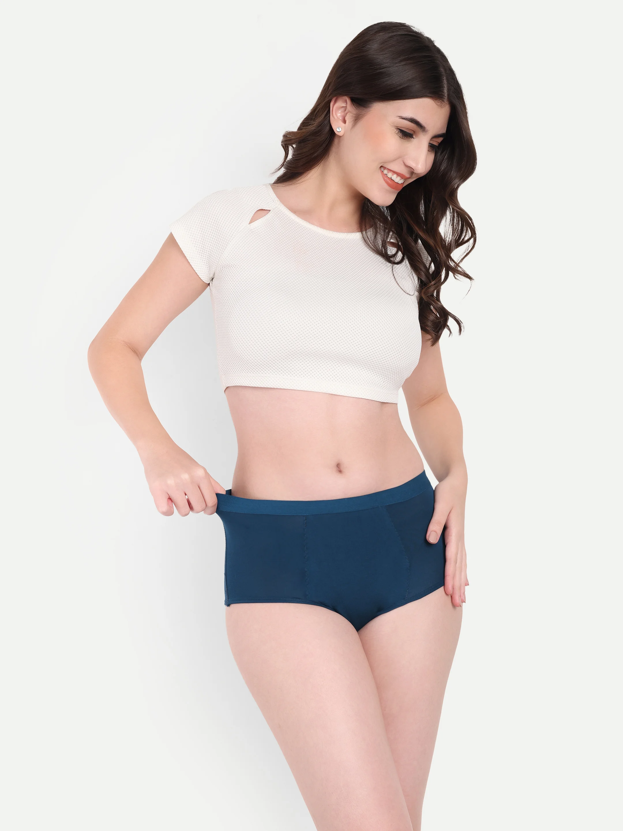 ecomm female shoot